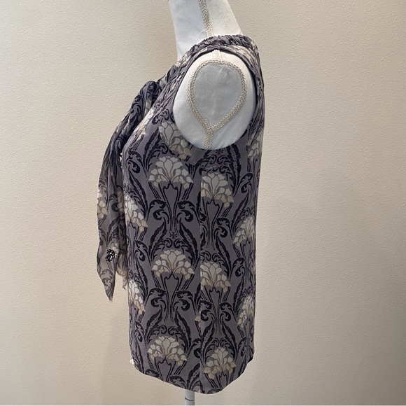 Tory Burch Print Silk Sleeveless Top  size 2 EUC - Picture 4 of 10